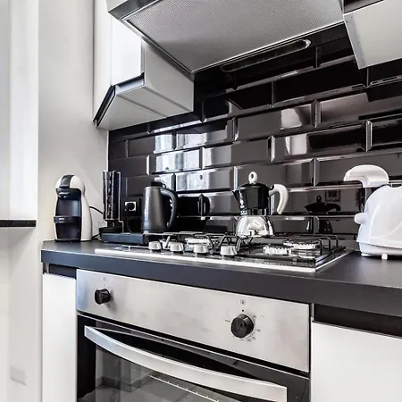 Black & White Design E Comfort - Parking E Wifi *